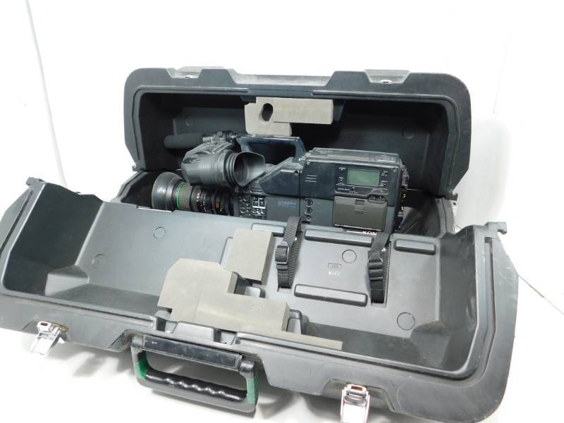 lot 61 image: Sony Model PVV-3 Video Cassette Recorder ---Betacam SP