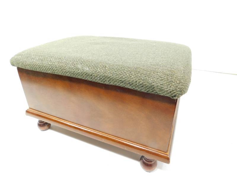 lot 68 image: Bombay Ottoman With Storage Under Lid