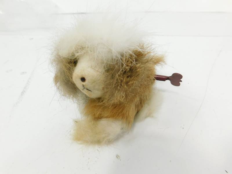 lot 103 image: Antique Stuffed Animal Toy