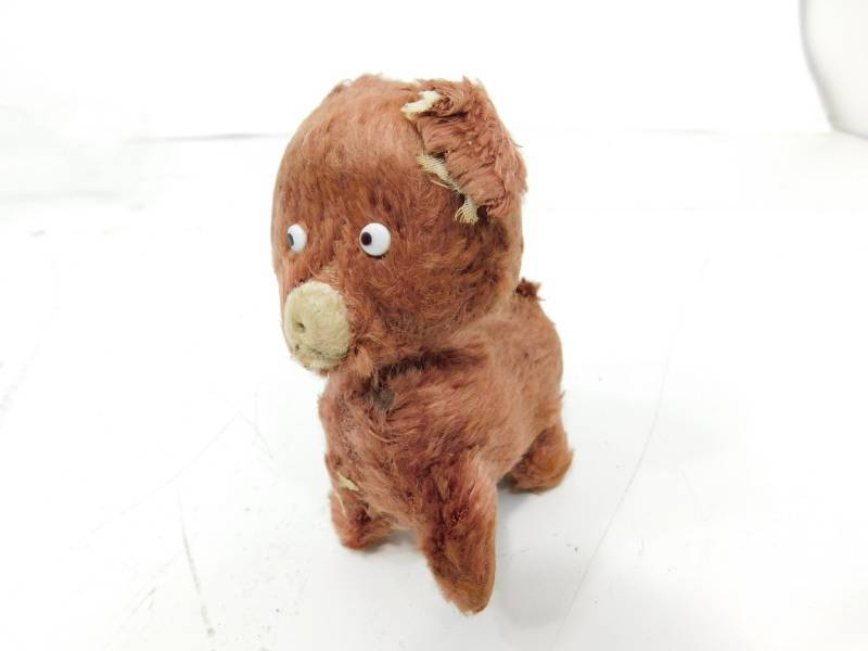 lot 106 image: Antique Stuffed Puppy Toy