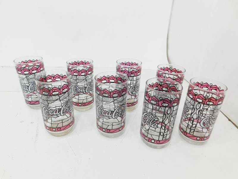 lot 128 image: Eight Coca Cola Glasses