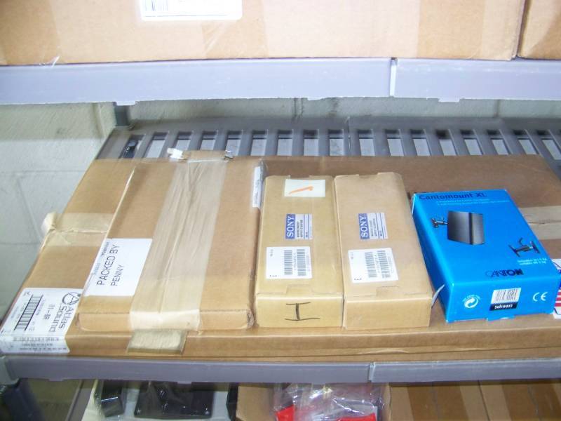 lot 78 image: Miscellaneous lot of Audio  Video Items and Accessories