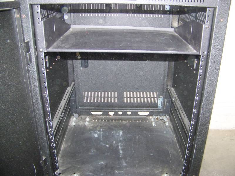 lot 65 image: Middle Atlantic, 14RU, Professional Audio  Video (AV) Equipment Rack on Lockable Wheels