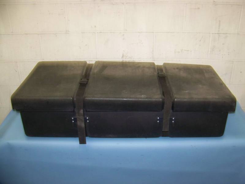 lot 71 image: Da-Lite, Fast-Fold, 9 x 12 Front and Rear Projection Screens with Frame and Dress  Drape Kit in Hard Sided Travel Case
