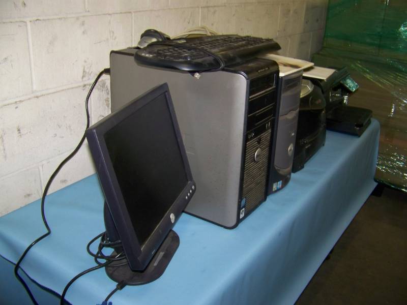 lot 85 image: (2) Dell, Computer Towers PCs, (2) Printers and (1) Monitor