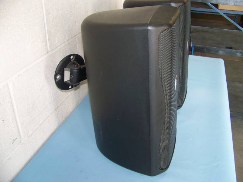 lot 17 image: (2) Electro-Voice (EV), 8, Two-Way, Passive, Full-Range Loudspeakers  Speakers with Mounting Brackets