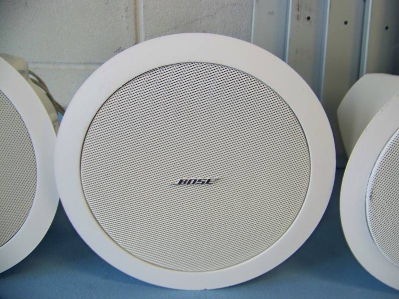 lot 28 image: (6) Bose, FreeSpace, In-Ceiling Speakers  Loudspeakers