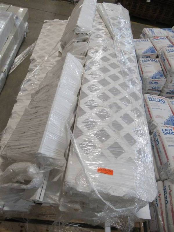 lot 109 image: 6 Freedom (Actual 5.83-ft x 7.84-ft) Ready-to-Assemble Conway White Vinyl Lattice-top Panel 73025137 With Gate Kit and 3 Posts