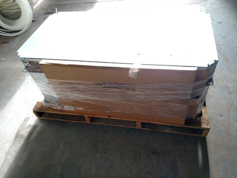 lot 10 image: Trane W13H13374 HVAC Unit, New...