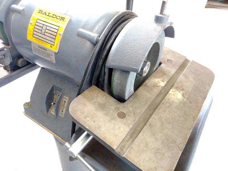 lot 51 image: Baldor 6 Tool & Cutter Grinder wit...