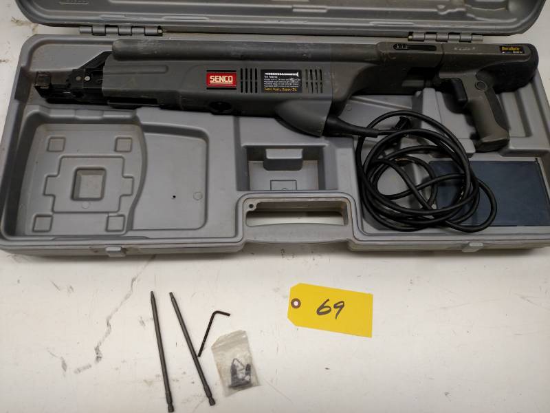 lot 69 image: Senco DS300-AC Screw Gun, Works...