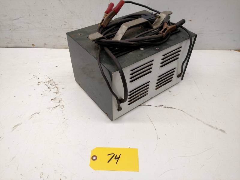 lot 74 image: Esstron 250 Amp Battery Charger, 6v...