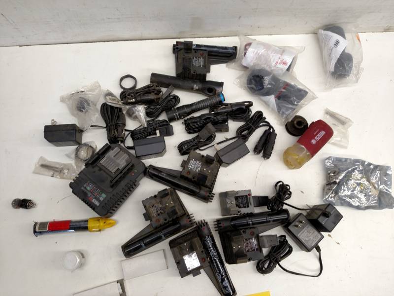 lot 125 image: Asstd Chargers & Misc...
