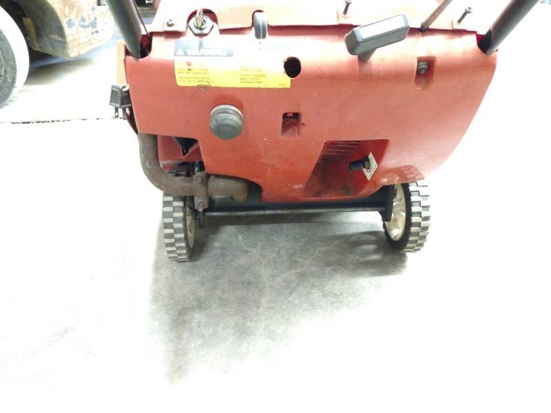 lot 133 image: Homelite 320 Snow Blower, Unknown C...