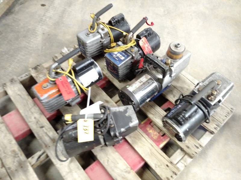 lot 137 image: (5) Asstd Vacuum Pumps, Need Repai...
