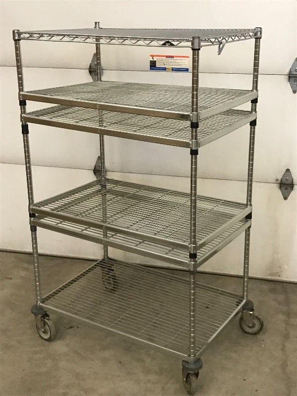 lot 21 image: Metro Commercial Rolling Cart  Rack
