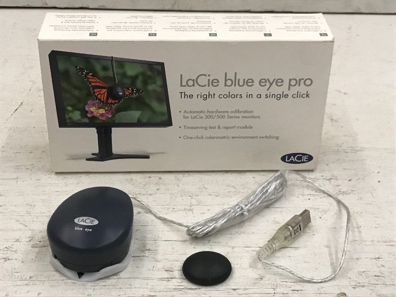 lot 39 image: Lacie Blue-Eye Pro Calibrator