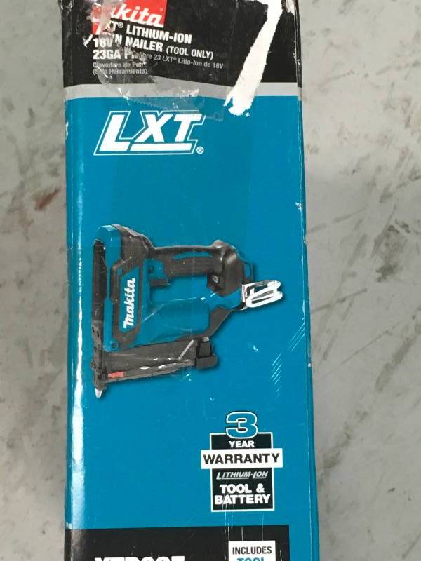Makita XTP02Z 23 Gauge 18V LXT Lithium-Ion Cordless Pin TOOL ONLY  in good working condition