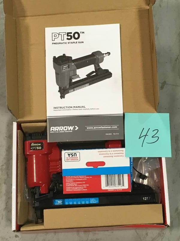 Arrow Fastener Pneumatic Staple Gun  in good working condition
