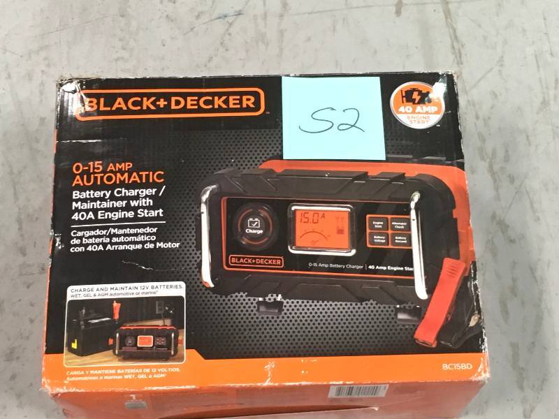 BLACKDECKER 15 Amp Battery Charger with 40 Amp Engine Start not used