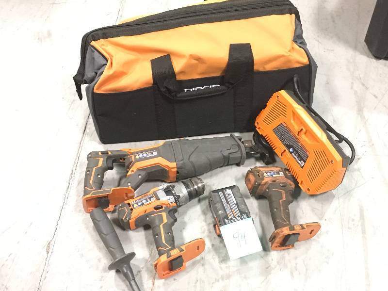 LOT OF MISC RIDGID TOOLS 1 DRILL, 1 RECIPROCATING SAW, 1 CHARGER, 1 BATTERY, MISSING LIGHT CIRCULAR SAW GOOD COND