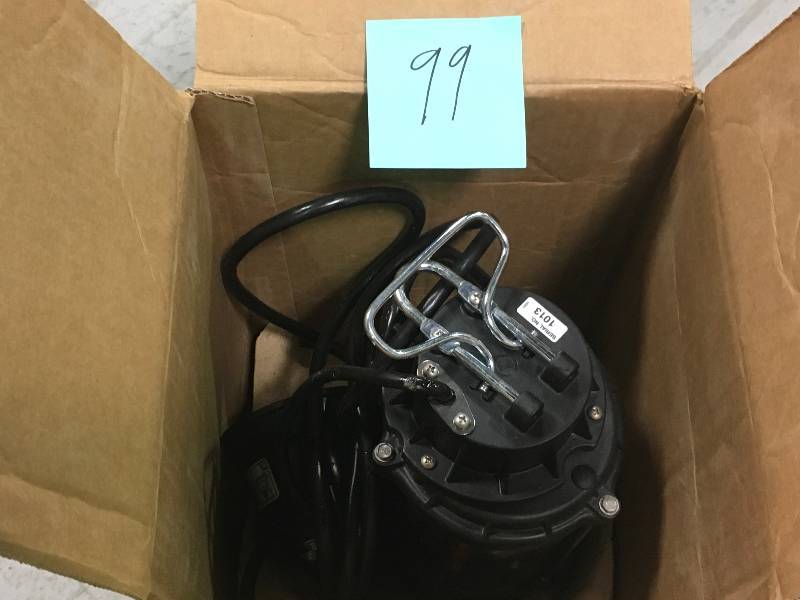 RIDGID Ultra Quiet Stainless Steel Sump Pump  in good working condition