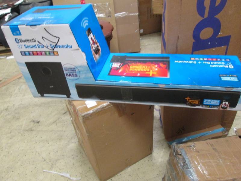 lot 1 image: 37 Wireless Sound Bar with Subwoof...