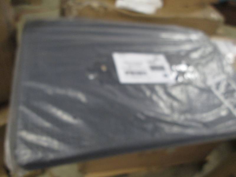 lot 6 image: Kitchen Colors Anti-Fatigue Mat ope...