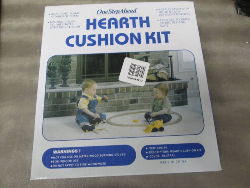 lot 25 image: One Step Ahead Kids Safety Hearth C...