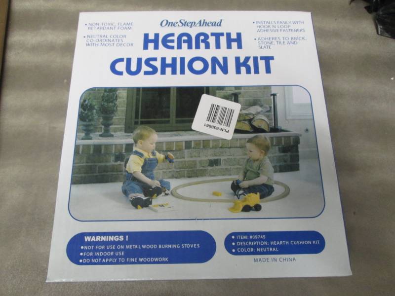 lot 26 image: One Step Ahead Kids Safety Hearth C...