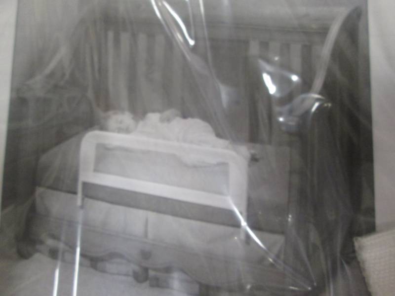 lot 32 image: KidCo Convertible Crib Bed Rail Pin...