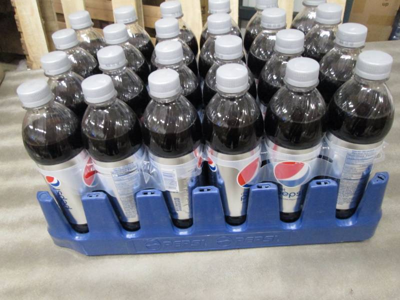 lot 52 image: Case of 24 - 16.9 oz( 0.5 liter) Bo...