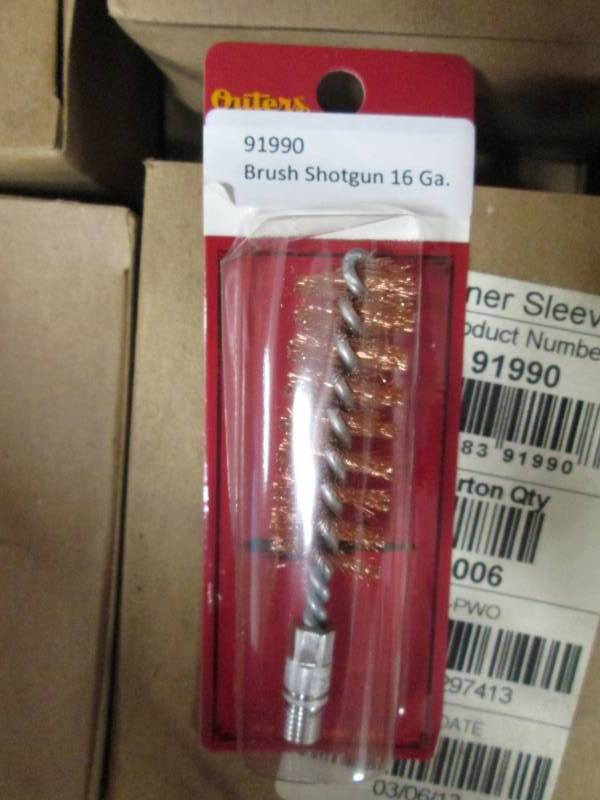 lot 66 image: Lot of 21 Boxes of 6 (126) Outers 1...