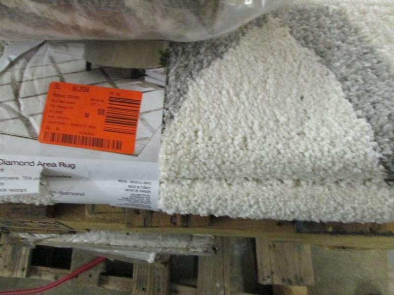 lot 122 image: Home Decorators Collection Beige Di...