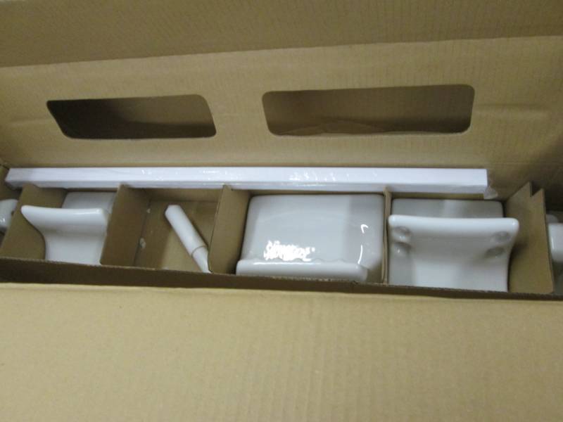 lot 169 image: Lenape Genuine Porcelain Bath Acces...