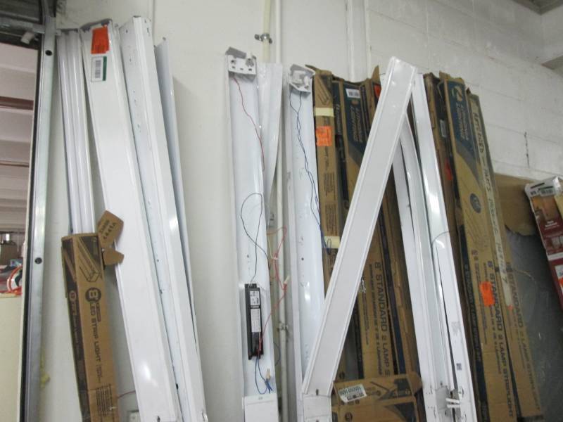 lot 278 image: Large Lot of 8 Ft Light Fixtures- a...
