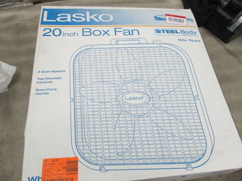 lot 281 image: Lasko 20 in. 3 speed Box Fan open b...