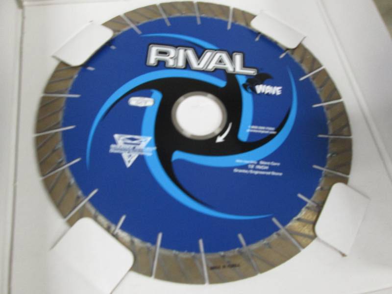 12 Rival Wave Diamond Segmented Si...
