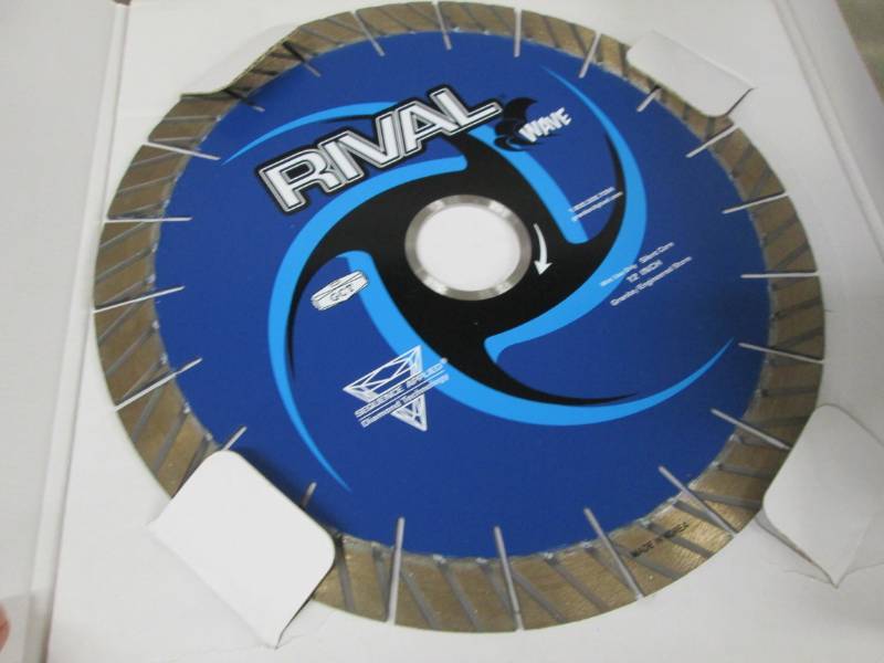 12 Rival Wave Diamond Segmented Si...