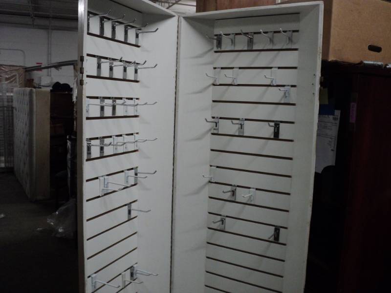 wood trade show slat wall display r...