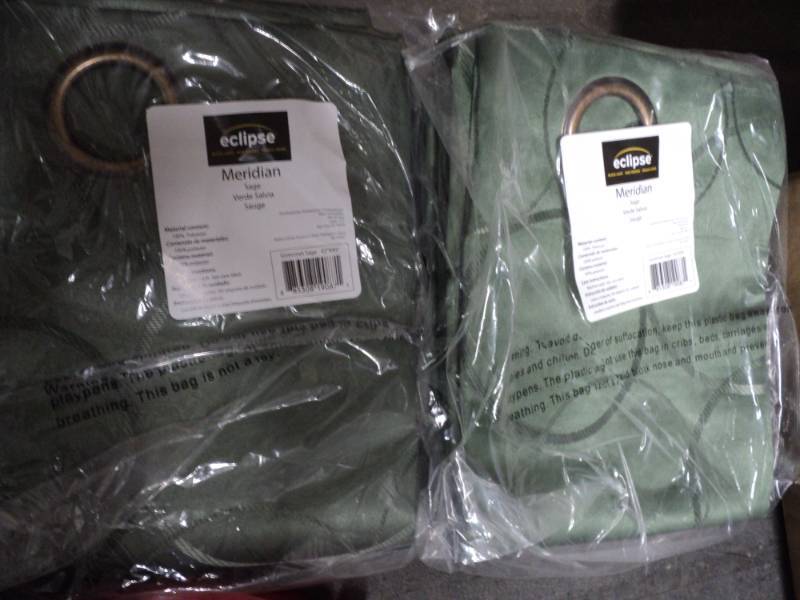 2 pair Eclipse Meridran Sage 42 x 9...