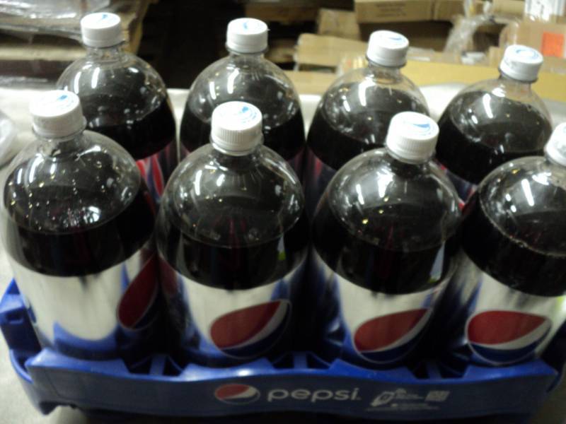 8 pak - 2 liter bottles of Diet Pep...