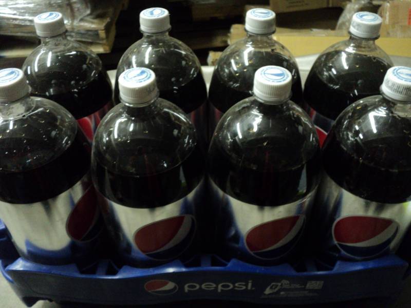8 pak - 2 liter bottles of Diet Pep...