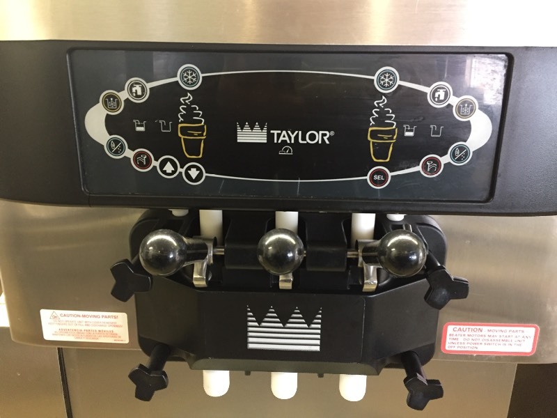 lot 2 image: Taylor C712-33 Triple Head Soft Serve Machine