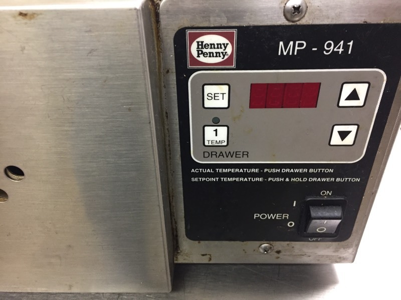 lot 18 image: Henny Penny MP-941 Warmer