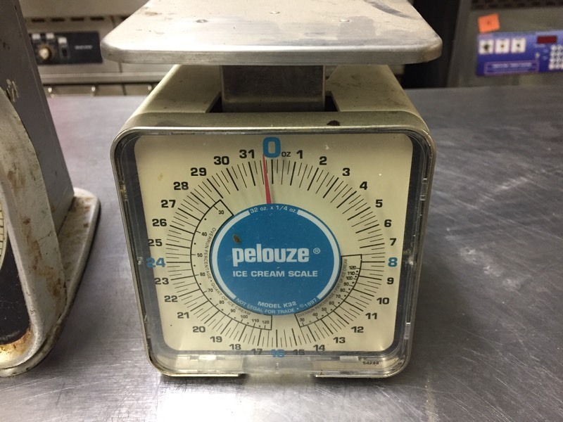 lot 46 image: Food Scales