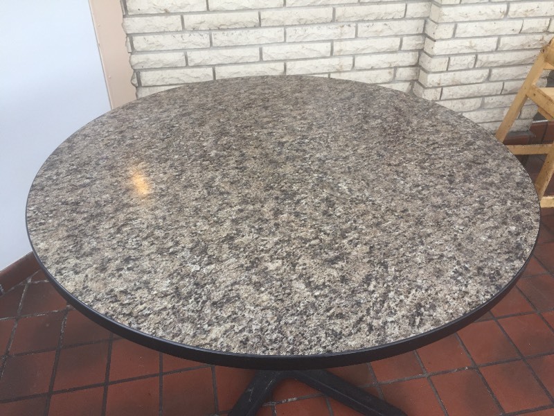 lot 55 image: 42 Round Table