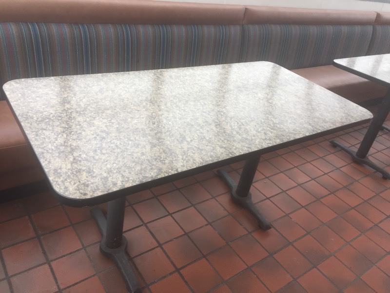 lot 59 image: Table