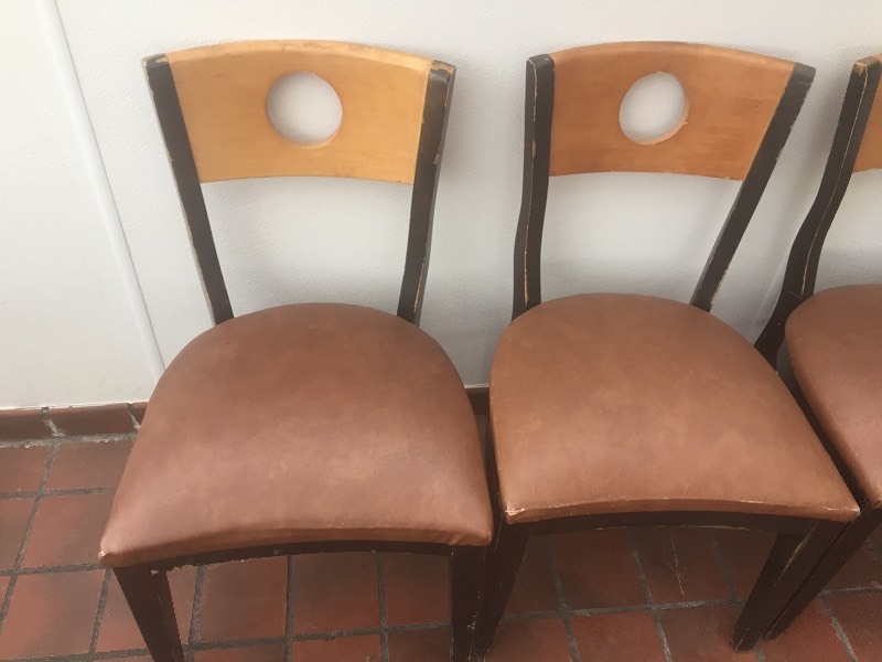 lot 61 image: 4 Chairs