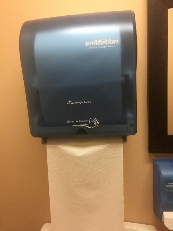 lot 71 image: EnMotion Automatic Towel Dispenser